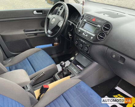 Серый Фольксваген Гольф Плюс, объемом двигателя 1.4 л и пробегом 227 тыс. км за 6300 $, фото 19 на Automoto.ua