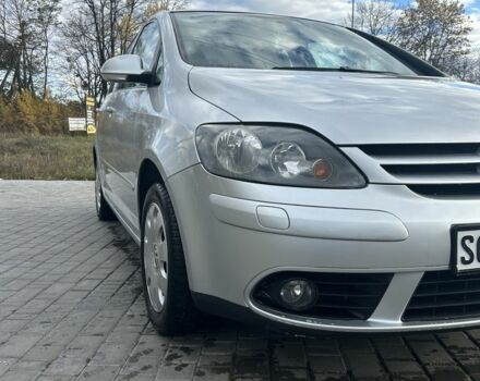 Серый Фольксваген Гольф Плюс, объемом двигателя 1.6 л и пробегом 198 тыс. км за 5800 $, фото 13 на Automoto.ua