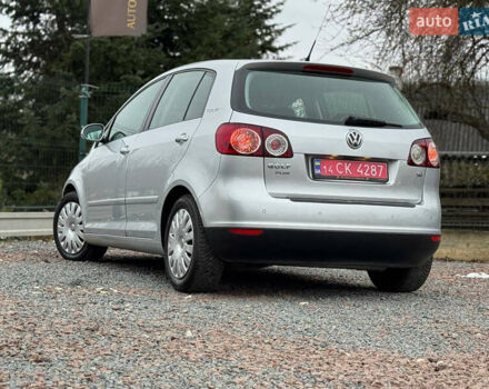 Серый Фольксваген Гольф Плюс, объемом двигателя 1.6 л и пробегом 220 тыс. км за 6190 $, фото 28 на Automoto.ua
