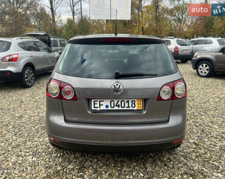Серый Фольксваген Гольф Плюс, объемом двигателя 1.6 л и пробегом 220 тыс. км за 6599 $, фото 4 на Automoto.ua