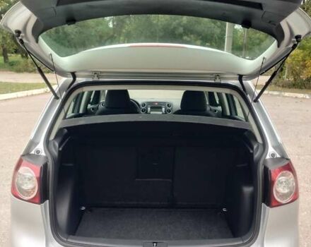 Серый Фольксваген Гольф Плюс, объемом двигателя 1.6 л и пробегом 182 тыс. км за 6800 $, фото 11 на Automoto.ua