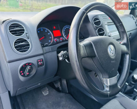 Серый Фольксваген Гольф Плюс, объемом двигателя 1.6 л и пробегом 180 тыс. км за 5699 $, фото 30 на Automoto.ua