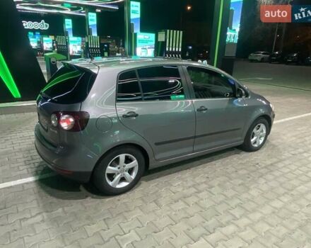 Серый Фольксваген Гольф Плюс, объемом двигателя 1.6 л и пробегом 142 тыс. км за 6500 $, фото 9 на Automoto.ua