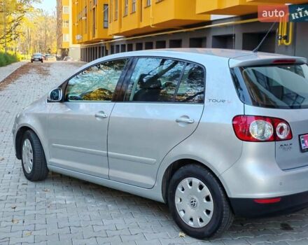 Серый Фольксваген Гольф Плюс, объемом двигателя 1.6 л и пробегом 181 тыс. км за 5599 $, фото 6 на Automoto.ua