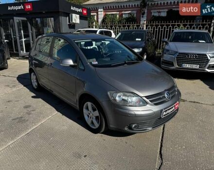Серый Фольксваген Гольф Плюс, объемом двигателя 1.6 л и пробегом 212 тыс. км за 6640 $, фото 2 на Automoto.ua