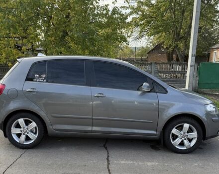 Серый Фольксваген Гольф Плюс, объемом двигателя 1.6 л и пробегом 227 тыс. км за 8900 $, фото 1 на Automoto.ua