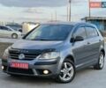 Серый Фольксваген Гольф Плюс, объемом двигателя 1.6 л и пробегом 201 тыс. км за 5350 $, фото 2 на Automoto.ua