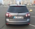 Серый Фольксваген Гольф Плюс, объемом двигателя 1.4 л и пробегом 255 тыс. км за 6500 $, фото 3 на Automoto.ua