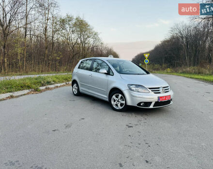 Серый Фольксваген Гольф Плюс, объемом двигателя 1.6 л и пробегом 180 тыс. км за 5699 $, фото 11 на Automoto.ua