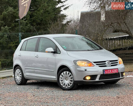 Серый Фольксваген Гольф Плюс, объемом двигателя 1.6 л и пробегом 220 тыс. км за 6190 $, фото 18 на Automoto.ua