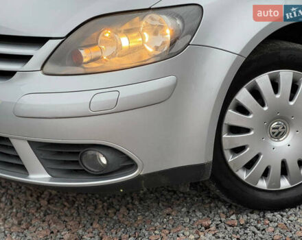 Серый Фольксваген Гольф Плюс, объемом двигателя 1.6 л и пробегом 220 тыс. км за 6190 $, фото 59 на Automoto.ua