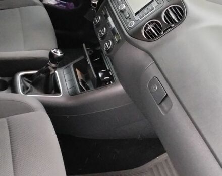 Серый Фольксваген Гольф Плюс, объемом двигателя 1.4 л и пробегом 217 тыс. км за 4300 $, фото 9 на Automoto.ua