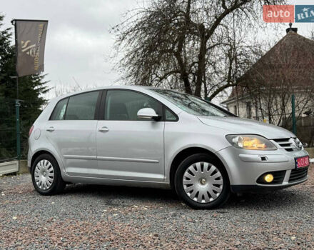 Серый Фольксваген Гольф Плюс, объемом двигателя 1.6 л и пробегом 220 тыс. км за 6190 $, фото 16 на Automoto.ua