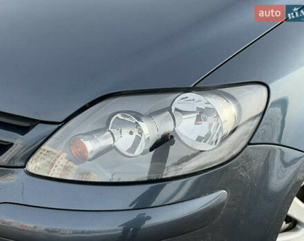 Сірий Фольксваген Golf Plus, об'ємом двигуна 1.6 л та пробігом 197 тис. км за 7999 $, фото 67 на Automoto.ua