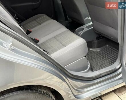 Сірий Фольксваген Golf Plus, об'ємом двигуна 1.9 л та пробігом 241 тис. км за 6600 $, фото 37 на Automoto.ua