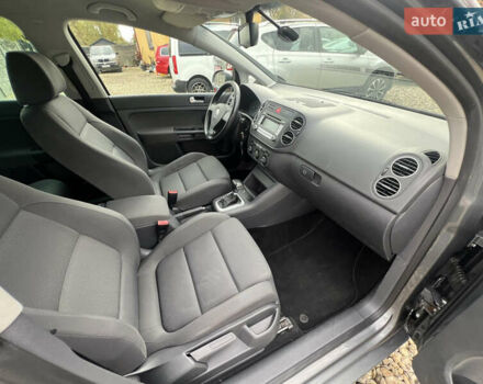 Серый Фольксваген Гольф Плюс, объемом двигателя 1.6 л и пробегом 220 тыс. км за 6599 $, фото 15 на Automoto.ua