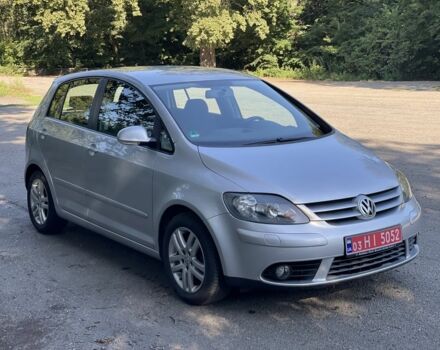 Серый Фольксваген Гольф Плюс, объемом двигателя 1.6 л и пробегом 235 тыс. км за 6999 $, фото 10 на Automoto.ua