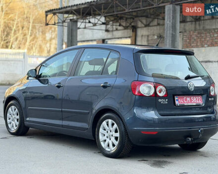Сірий Фольксваген Golf Plus, об'ємом двигуна 1.6 л та пробігом 197 тис. км за 7999 $, фото 4 на Automoto.ua
