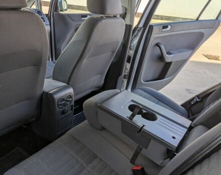 Серый Фольксваген Гольф Плюс, объемом двигателя 1.6 л и пробегом 181 тыс. км за 5550 $, фото 7 на Automoto.ua