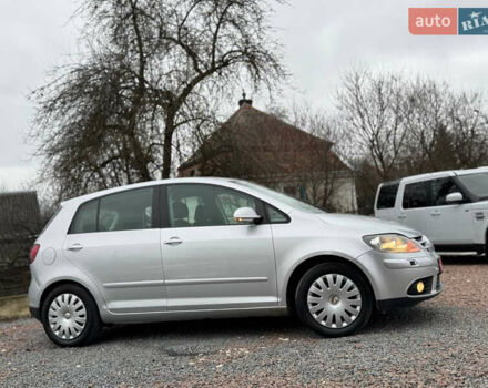 Серый Фольксваген Гольф Плюс, объемом двигателя 1.6 л и пробегом 220 тыс. км за 6190 $, фото 20 на Automoto.ua