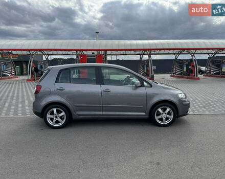 Фольксваген Гольф Плюс 2007 в Полтаве на Automoto.ua Серый Фольксваген Гольф Плюс, объемом двигателя 1.6 л и пробегом 249 тыс. км за 7400 $, фото 7 на Automoto.ua