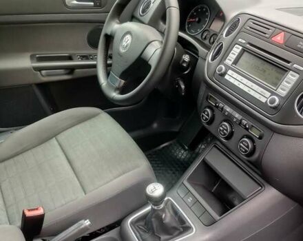 Серый Фольксваген Гольф Плюс, объемом двигателя 1.6 л и пробегом 182 тыс. км за 6800 $, фото 23 на Automoto.ua