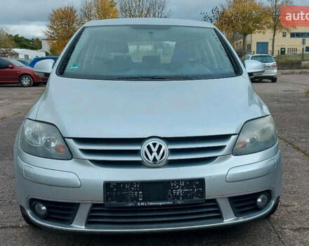 Серый Фольксваген Гольф Плюс, объемом двигателя 1.4 л и пробегом 196 тыс. км за 5250 $, фото 1 на Automoto.ua