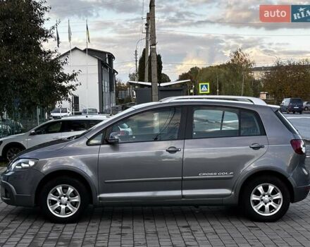 Серый Фольксваген Гольф Плюс, объемом двигателя 1.6 л и пробегом 223 тыс. км за 7499 $, фото 38 на Automoto.ua