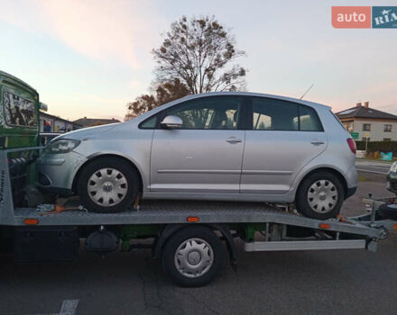Серый Фольксваген Гольф Плюс, объемом двигателя 0 л и пробегом 190 тыс. км за 4999 $, фото 1 на Automoto.ua