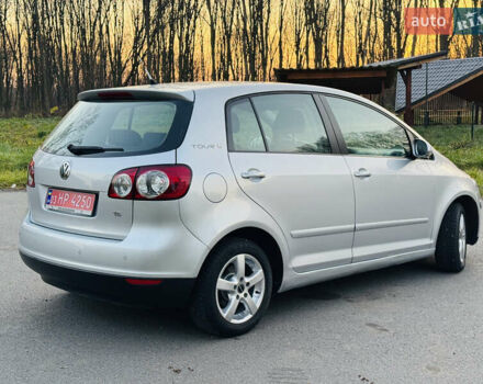 Серый Фольксваген Гольф Плюс, объемом двигателя 1.6 л и пробегом 180 тыс. км за 5699 $, фото 14 на Automoto.ua