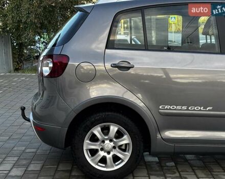 Серый Фольксваген Гольф Плюс, объемом двигателя 1.6 л и пробегом 223 тыс. км за 7499 $, фото 18 на Automoto.ua