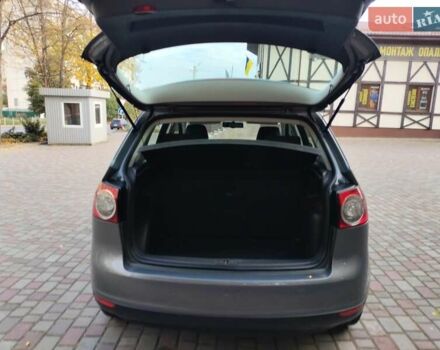 Серый Фольксваген Гольф Плюс, объемом двигателя 1.6 л и пробегом 106 тыс. км за 7300 $, фото 76 на Automoto.ua