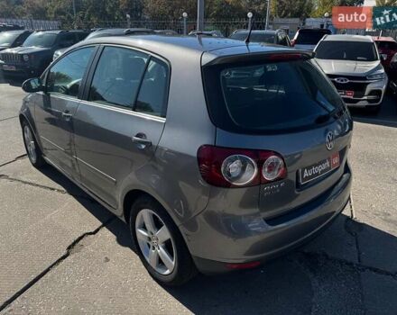 Серый Фольксваген Гольф Плюс, объемом двигателя 1.6 л и пробегом 212 тыс. км за 6640 $, фото 4 на Automoto.ua