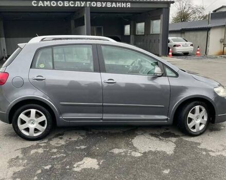 Серый Фольксваген Гольф Плюс, объемом двигателя 1.4 л и пробегом 160 тыс. км за 7700 $, фото 2 на Automoto.ua