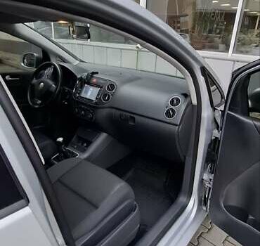 Серый Фольксваген Гольф Плюс, объемом двигателя 1.6 л и пробегом 191 тыс. км за 6900 $, фото 44 на Automoto.ua