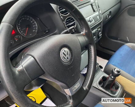 Серый Фольксваген Гольф Плюс, объемом двигателя 1.4 л и пробегом 227 тыс. км за 6300 $, фото 11 на Automoto.ua