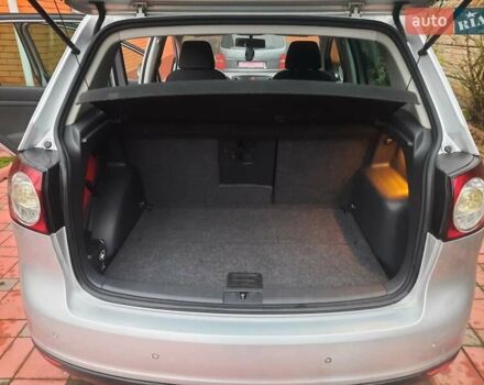 Серый Фольксваген Гольф Плюс, объемом двигателя 1.6 л и пробегом 112 тыс. км за 7300 $, фото 25 на Automoto.ua