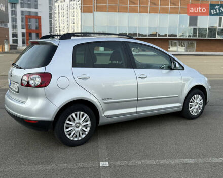 Серый Фольксваген Гольф Плюс, объемом двигателя 1.39 л и пробегом 252 тыс. км за 5900 $, фото 4 на Automoto.ua