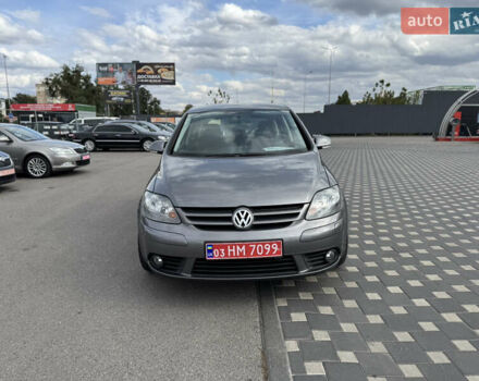Фольксваген Гольф Плюс 2007 в Полтаве на Automoto.ua Серый Фольксваген Гольф Плюс, объемом двигателя 1.6 л и пробегом 249 тыс. км за 7400 $, фото 1 на Automoto.ua