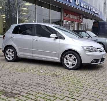 Серый Фольксваген Гольф Плюс, объемом двигателя 1.6 л и пробегом 191 тыс. км за 6900 $, фото 15 на Automoto.ua