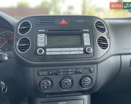 Сірий Фольксваген Golf Plus, об'ємом двигуна 1.4 л та пробігом 237 тис. км за 5700 $, фото 7 на Automoto.ua