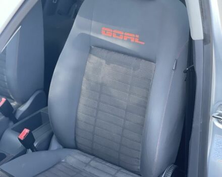 Серый Фольксваген Гольф Плюс, объемом двигателя 1.6 л и пробегом 235 тыс. км за 6999 $, фото 13 на Automoto.ua