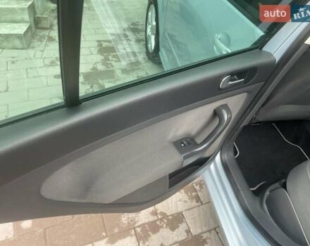 Серый Фольксваген Гольф Плюс, объемом двигателя 1.6 л и пробегом 198 тыс. км за 6900 $, фото 25 на Automoto.ua