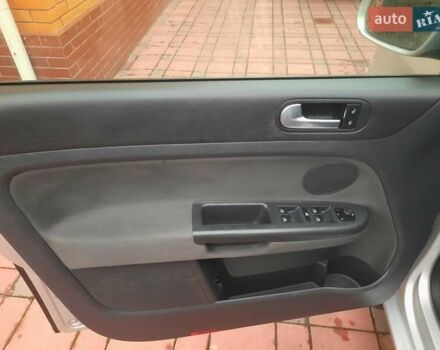 Серый Фольксваген Гольф Плюс, объемом двигателя 1.6 л и пробегом 112 тыс. км за 7300 $, фото 22 на Automoto.ua