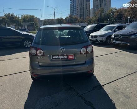 Серый Фольксваген Гольф Плюс, объемом двигателя 1.6 л и пробегом 212 тыс. км за 6640 $, фото 4 на Automoto.ua