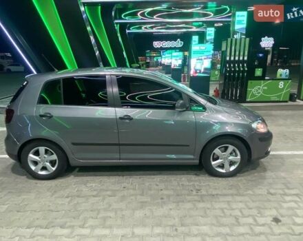 Серый Фольксваген Гольф Плюс, объемом двигателя 1.6 л и пробегом 142 тыс. км за 6500 $, фото 8 на Automoto.ua