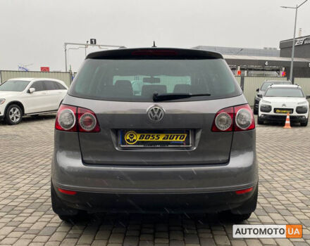 Серый Фольксваген Гольф Плюс, объемом двигателя 1.4 л и пробегом 227 тыс. км за 6300 $, фото 5 на Automoto.ua