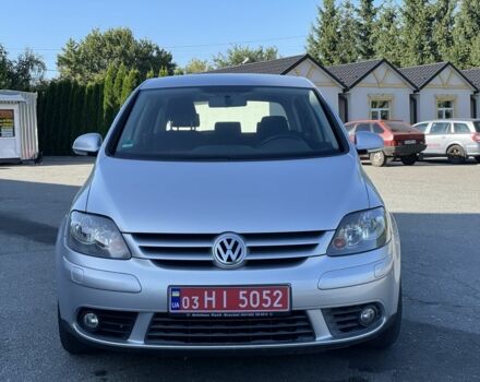 Серый Фольксваген Гольф Плюс, объемом двигателя 1.6 л и пробегом 235 тыс. км за 6999 $, фото 1 на Automoto.ua