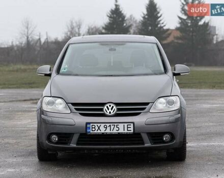 Сірий Фольксваген Golf Plus, об'ємом двигуна 1.39 л та пробігом 266 тис. км за 7150 $, фото 4 на Automoto.ua