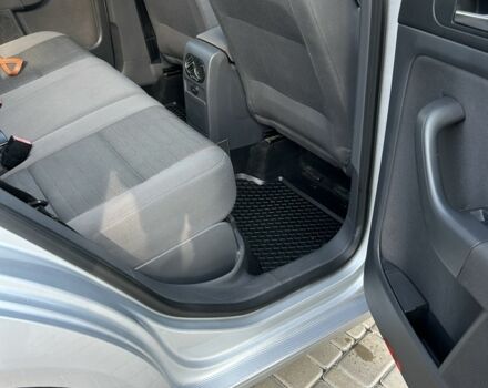 Серый Фольксваген Гольф Плюс, объемом двигателя 1.6 л и пробегом 198 тыс. км за 5800 $, фото 16 на Automoto.ua